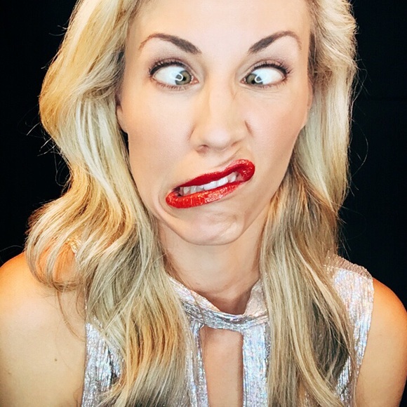 Meet your Posher, Jaime - Picture 8 of 8